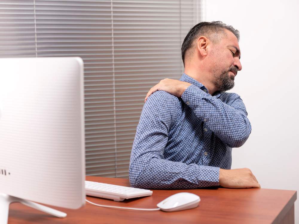 Chiropractor Can Help with a Rotator Cuff Injury