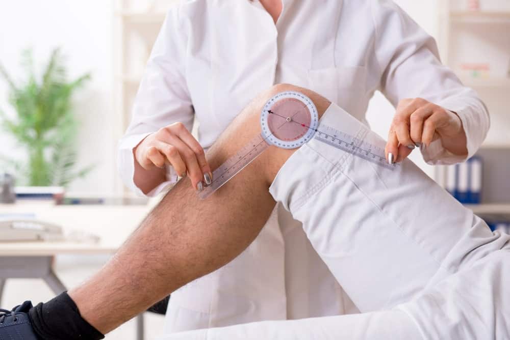 improving-range-of-motion-after-car-accident-injuries